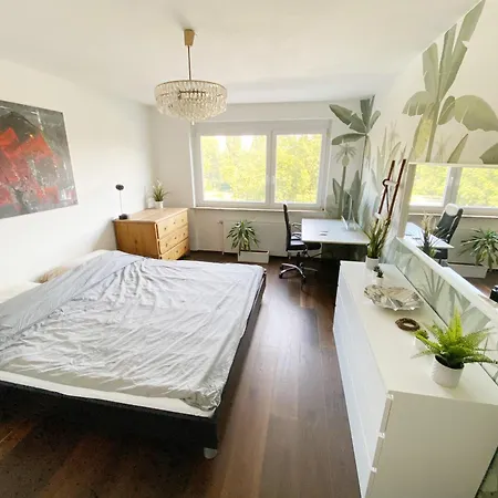 Apartment Beautiful Spacious Center Flat With Parking Option Graz
