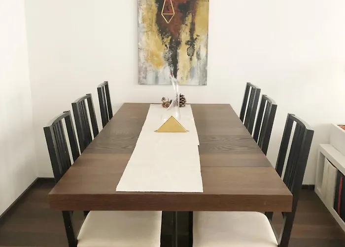 Beautiful Spacious Center Flat With Parking Option Graz